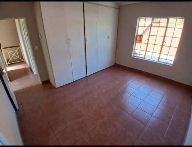 4 BEDROOM HOUSE FOR SALE IN BO-DORP